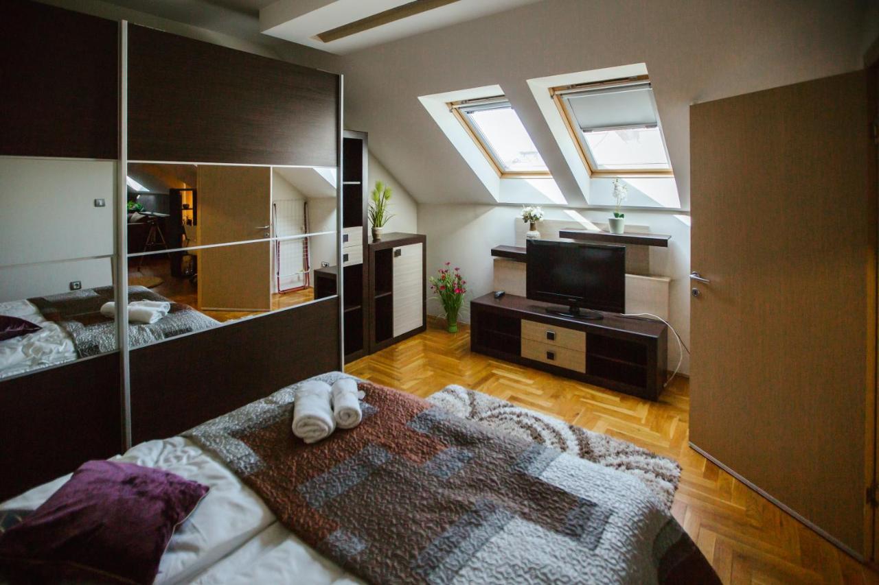 Appartamento Old Town Flat Novi Sad Esterno foto